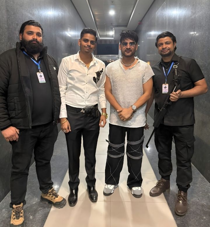 Mahadev Security with Haryanvi Actor Ajay Hooda